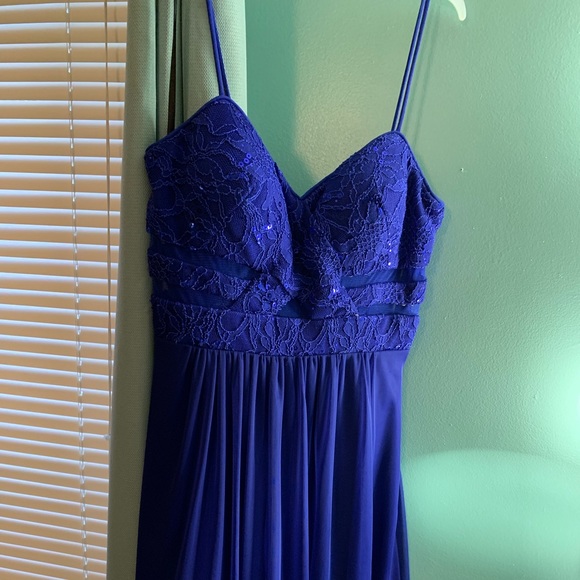 Homecoming dress - Picture 1 of 4